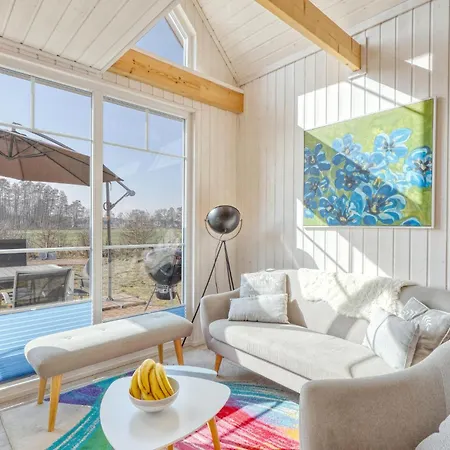 Beautiful In With Kitchen Holiday home Zerpenschleuse