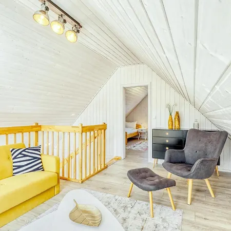 Beautiful In With Kitchen Holiday home