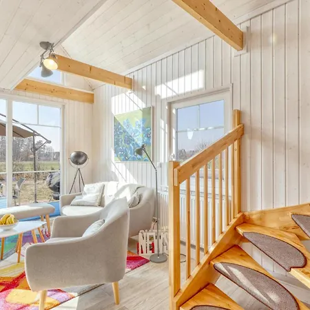Beautiful In With Kitchen Holiday home Zerpenschleuse