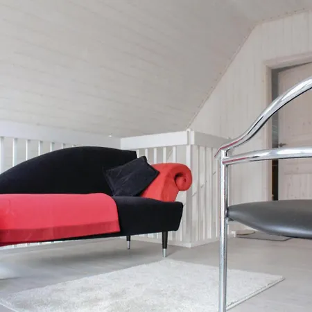 Дом отдыха Two-bedroom Holiday In *