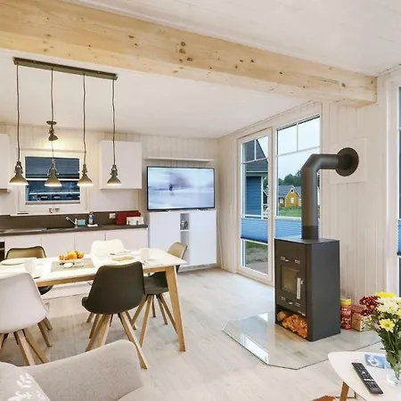 Beautiful In With Kitchen *